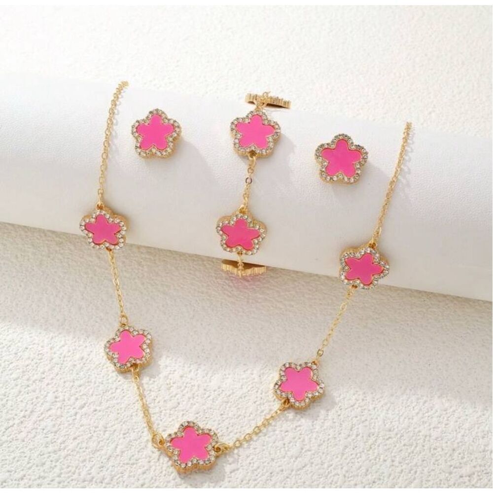 Pink Clover Jewelry Set - Picture 2 of 4